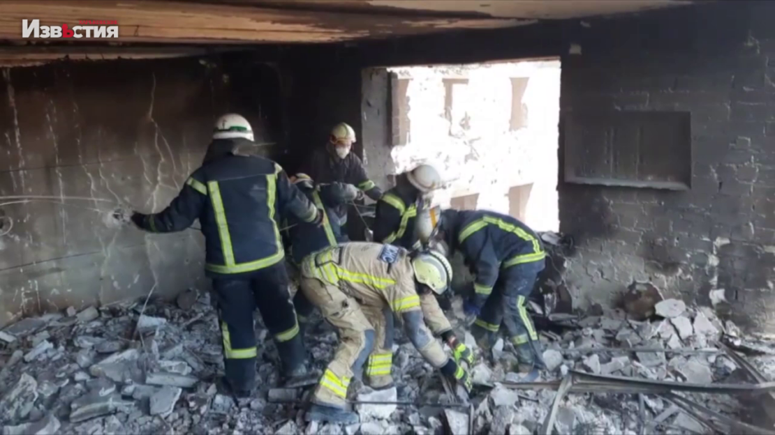 Каждый день Харьковские спасатели четко выполняют свои обязанности. Их силами расчищаются последствия ужасных времен.