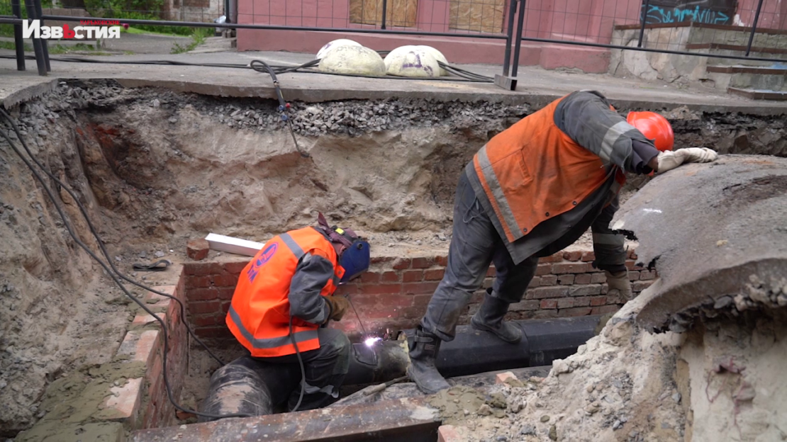 Харьков 10 мая: Коммунальщики ХТС перекладывают тепломагистрали к новому отопительному сезону