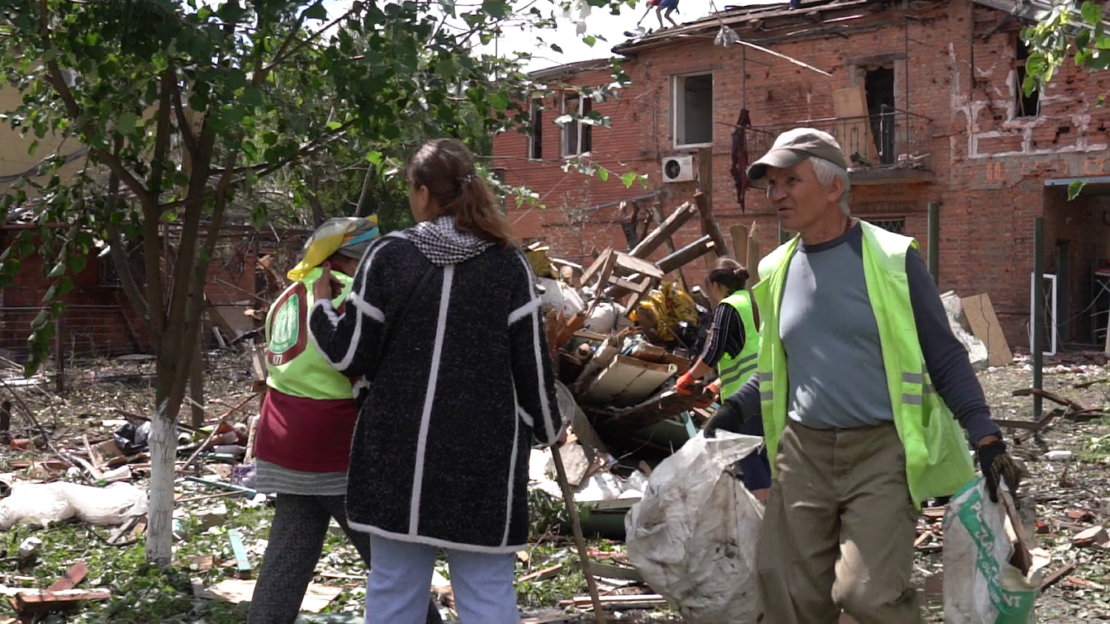 Обстріл Харкова 11 липня: комунальні служби міста розпочали відновлювальні роботи