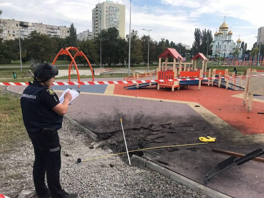 Масовий обстріл житлового масиву Харкова. Семеро людей постраждало (відео)