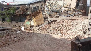 Харків розбирає завали та відновлює будинки, що постраждали від обстрілів