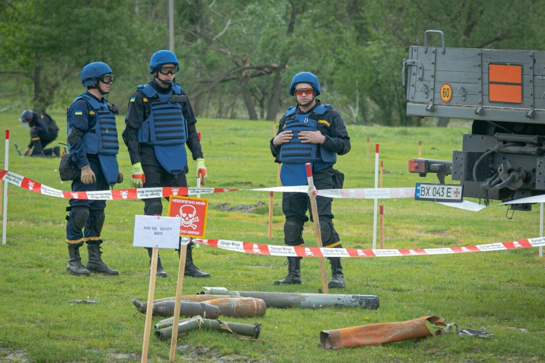 РОЗМІНУВАННЯ ТЕРИТОРІЙ