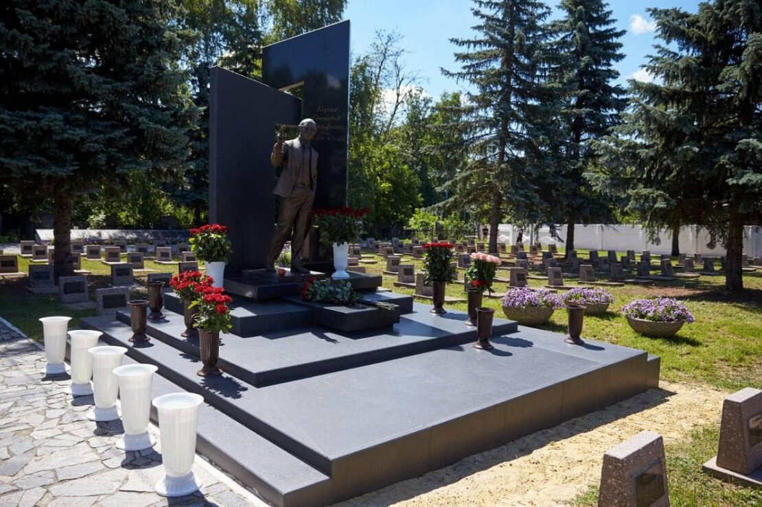 У Харкові вшанували пам’ять Геннадія Кернеса (фото)
