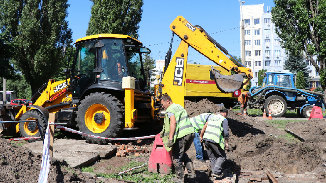 Комунальники оновили водовод на вулиці Олімпійській