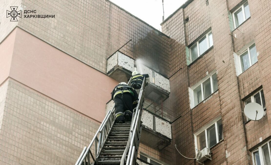 У Харкові горіла 9-поверхівка: загинула жінка (фото)