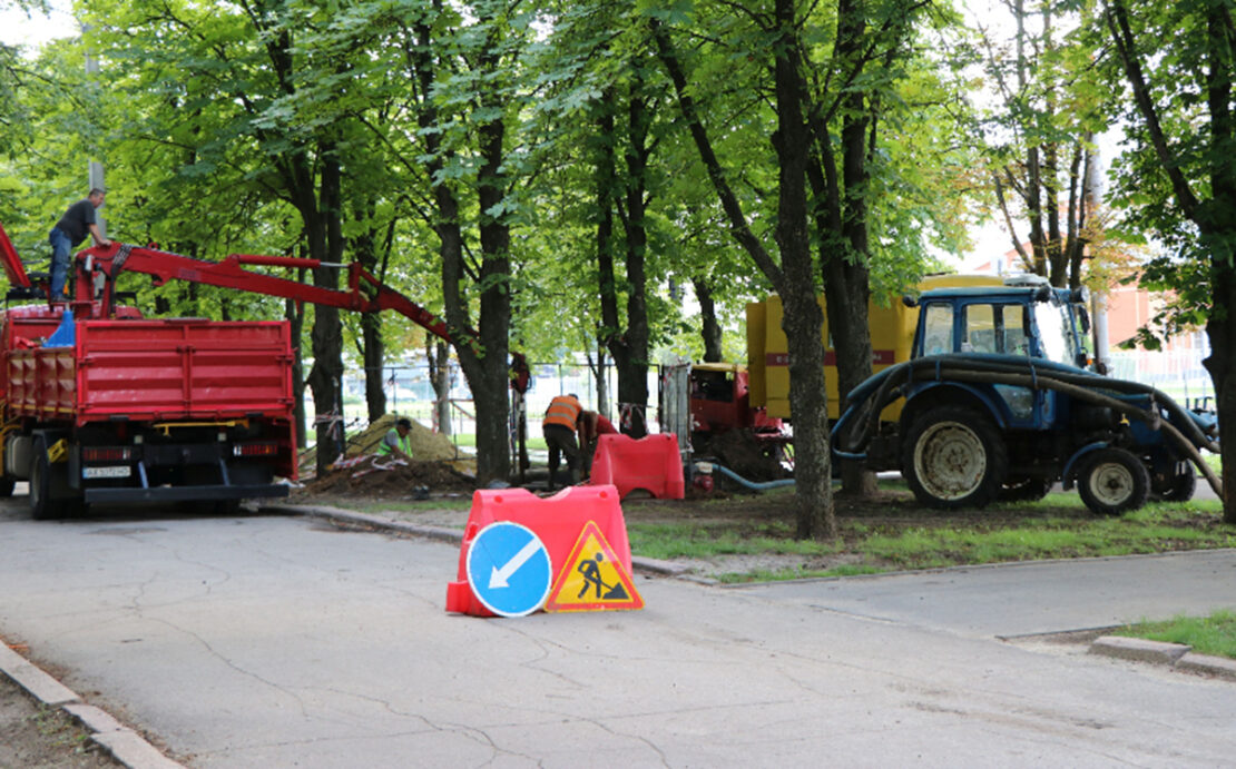 За вихідні у Харкові усунули складну аварію на водоводі