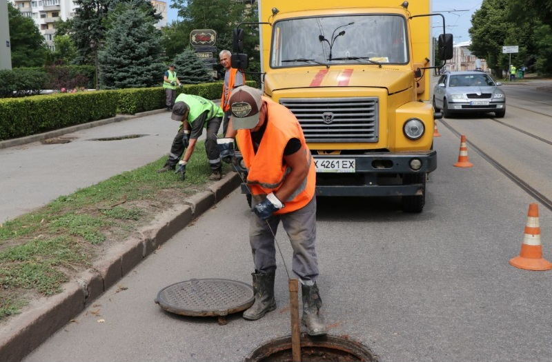 У Харкові готують об'єкти водовідведення до зими