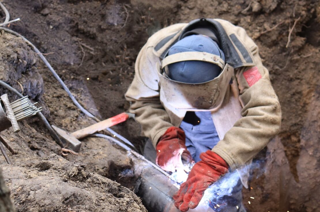 «Газмережі» усунули витік газу на підземному газопроводі в Харкові
