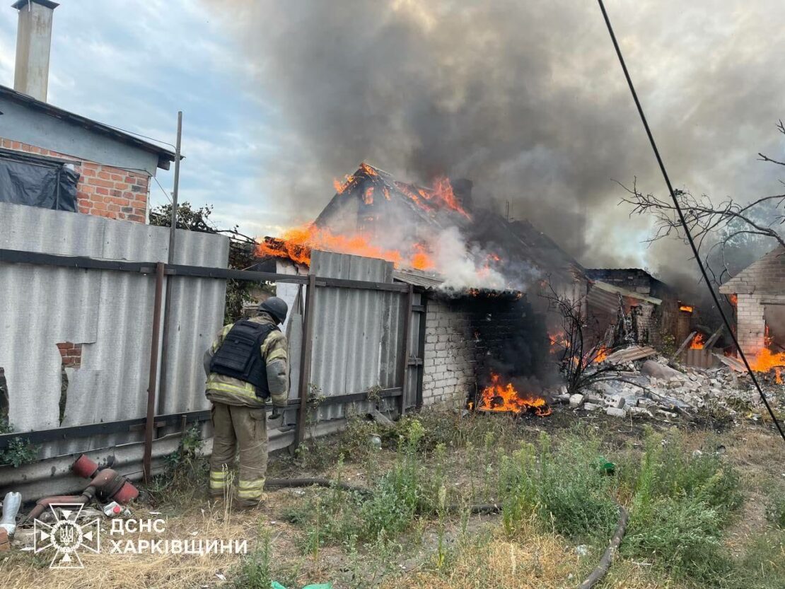 За добу на Харківщині сталося три пожежі внаслідок обстрілів (фото)