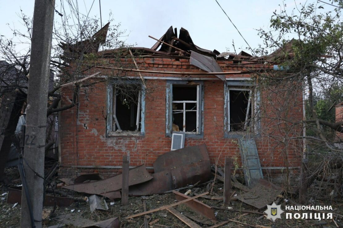 Поліцейські фіксують наслідки ворожих атак на Харківщину (фото)