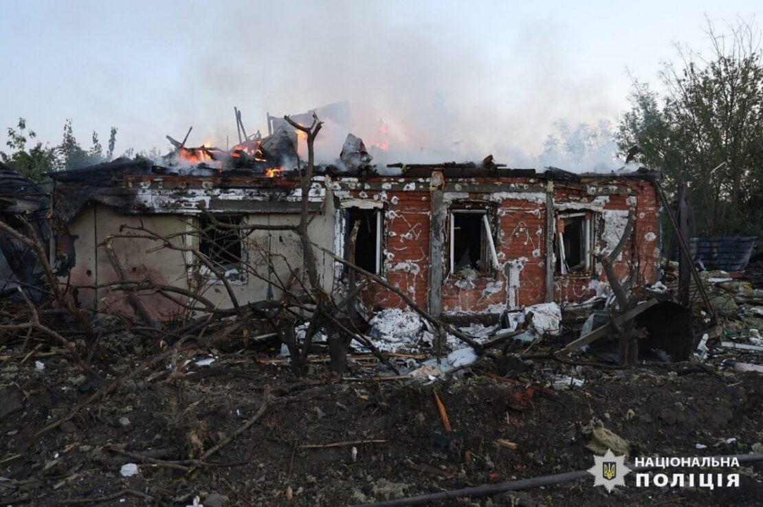 Поліцейські фіксують наслідки ворожих атак на Харківщину (фото)