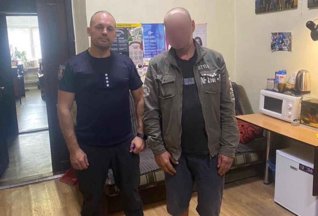 Принижував і бив співмешканку: харків'янину повідомлено про підозру