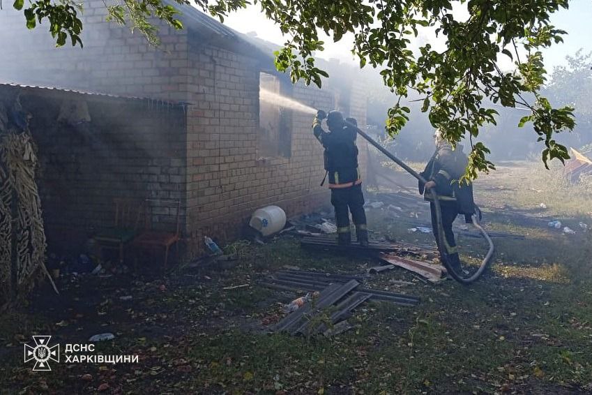 росіяни скинули бомби на село Ізюмське на Харківщині