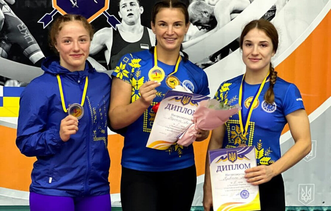 Харківські борчині здобули медалі чемпіонату України