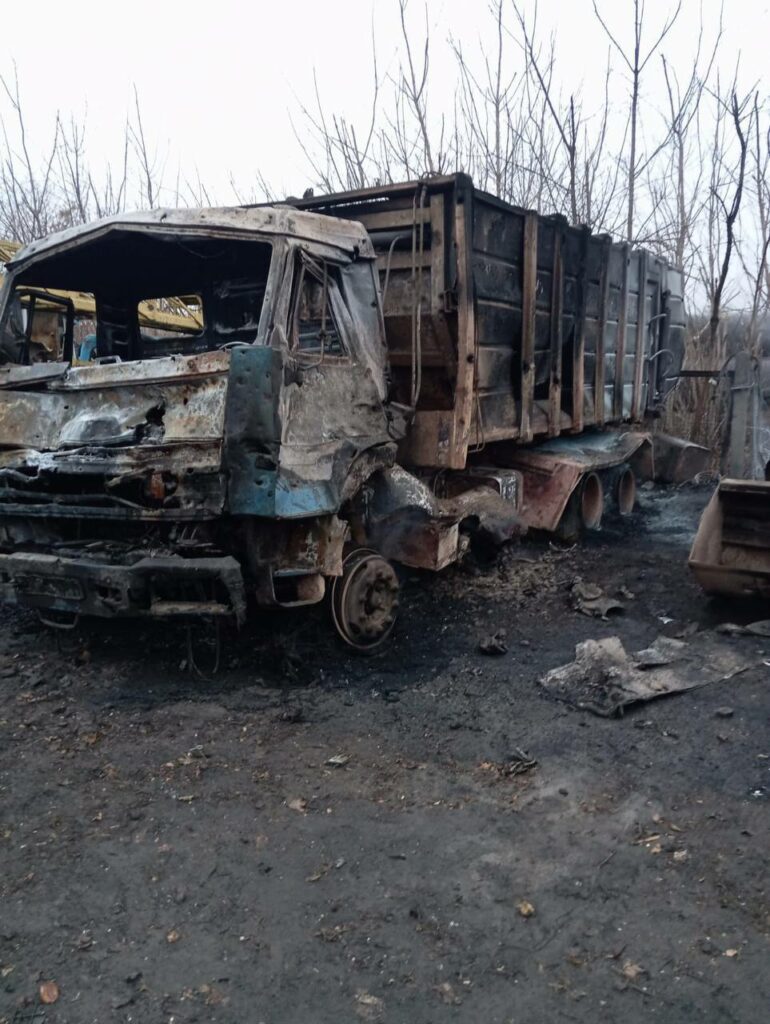 Через обстріли Харківщини виникли пожежі, є поранені (фото)