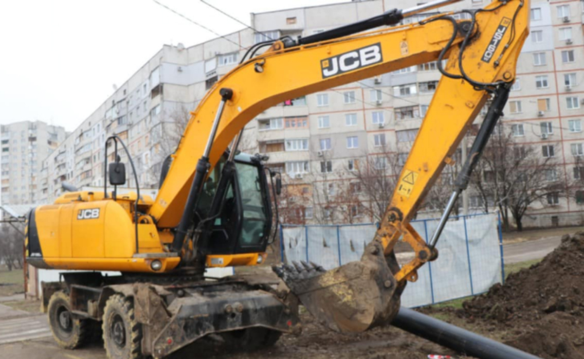 У Салтівському районі Харкова оновлюють аварійний водовід