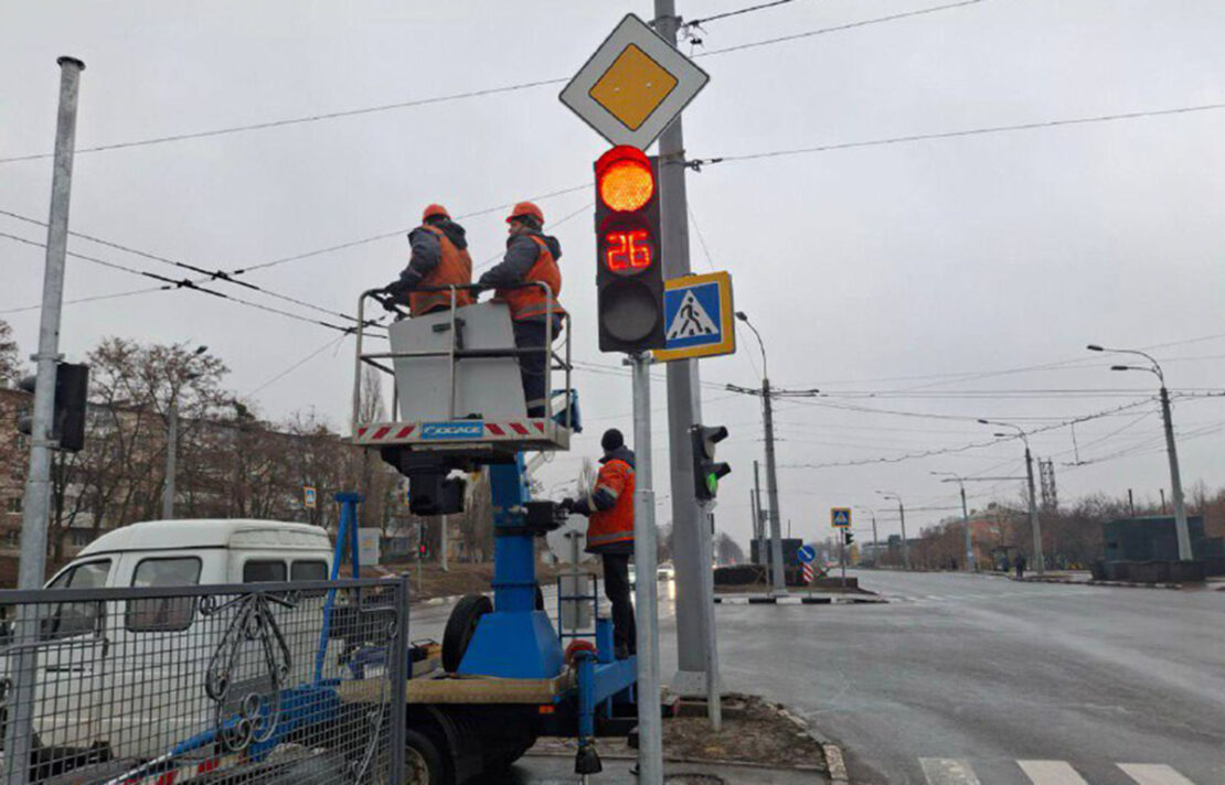 Протягом тижня у Харкові встановили 50 дорожніх знаків 