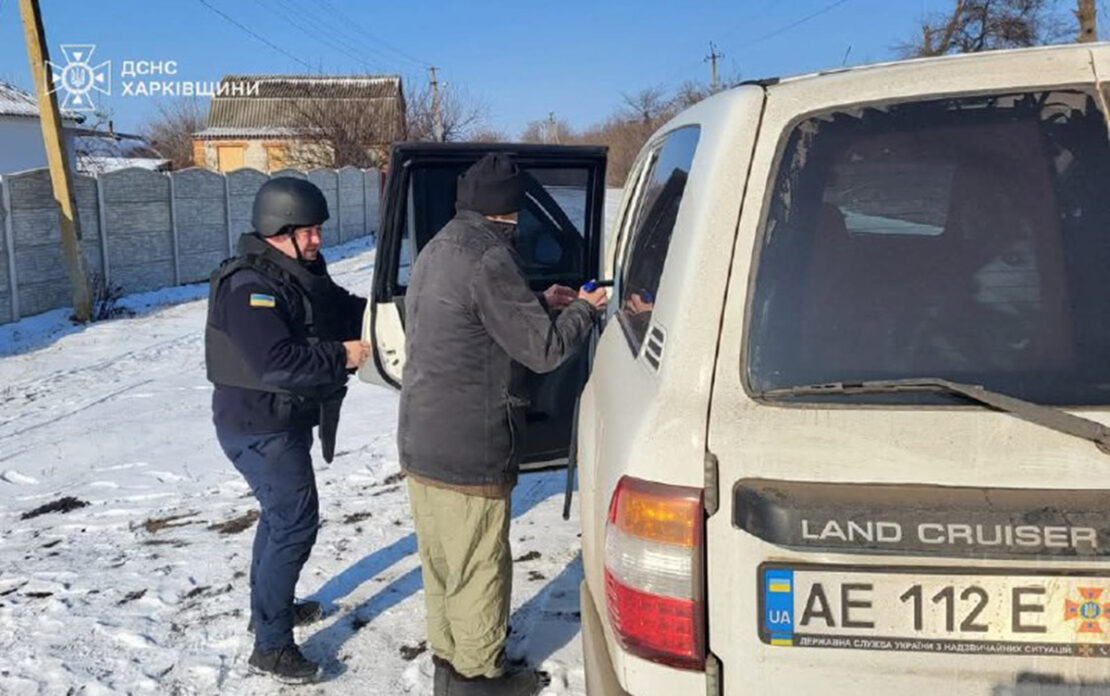 З прифронтової Харківщини евакуювали двох людей 