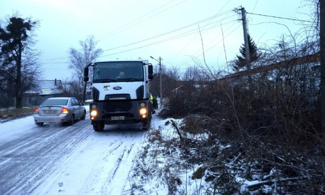 З початку лютого з Харкова вивезли 24 тисячі кубометрів сміття