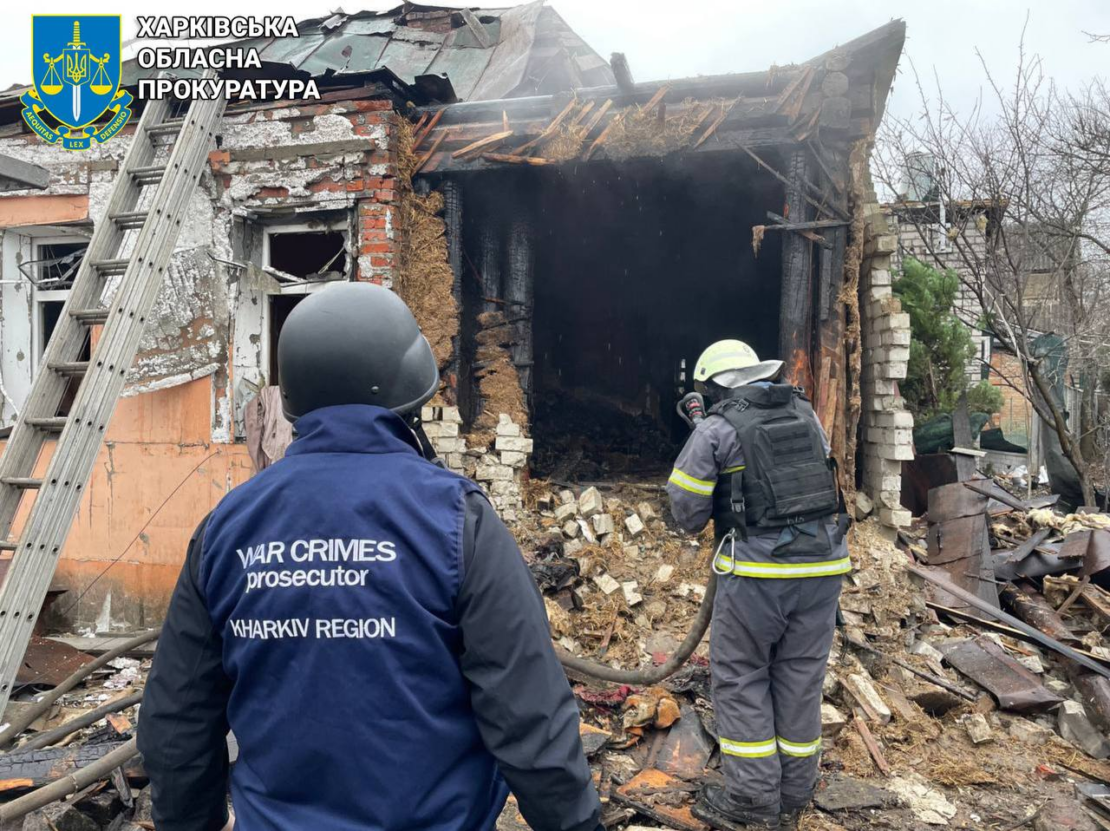 Прокурори зафіксували наслідки атаки БПЛА по Холодногірському району (фото)