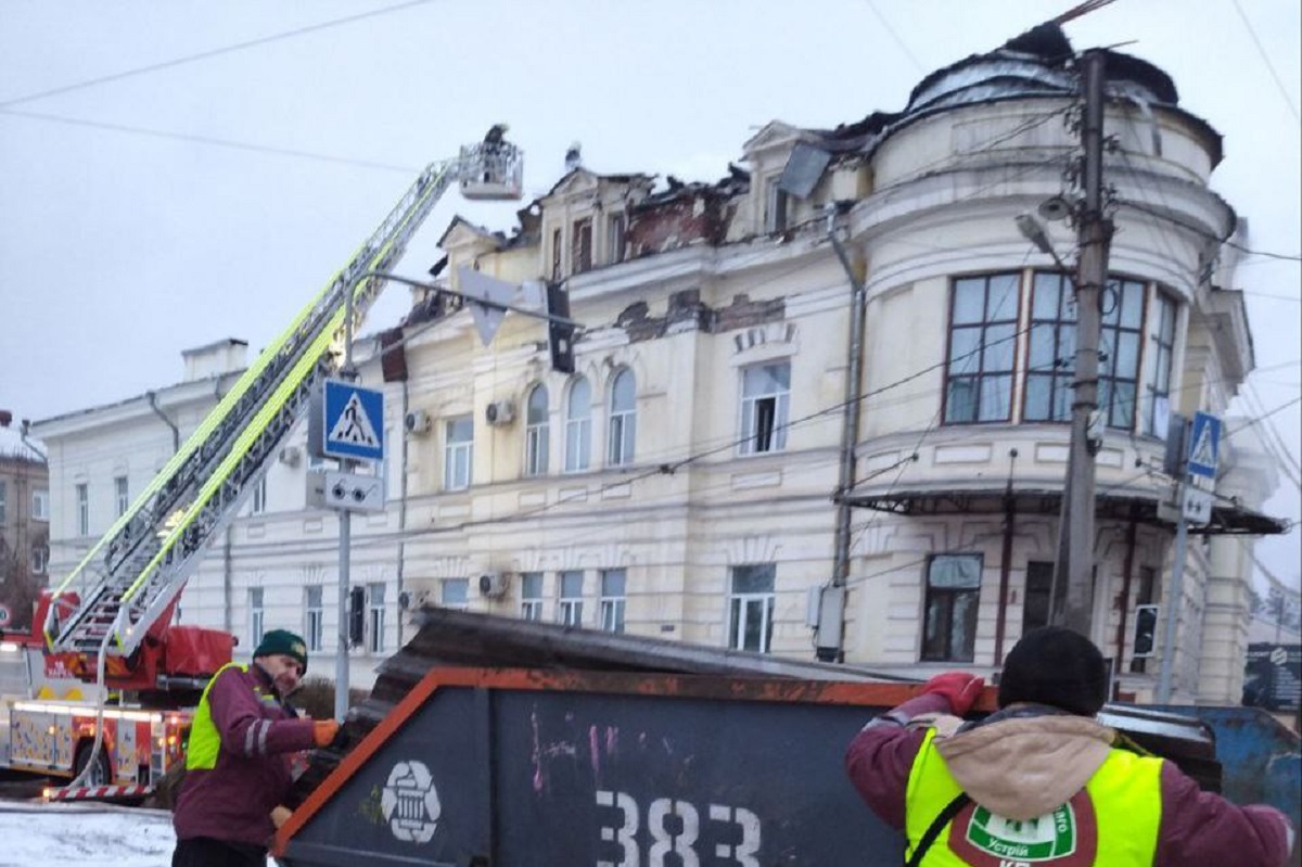 Нічна атака БпЛА на Харків, обстріли Харківщини, руйнування та поранені