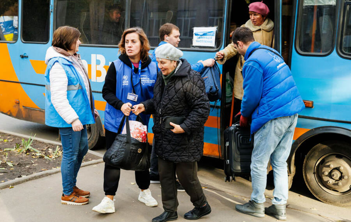 З небезпечних громад Харківщини триває обов'язкова евакуація