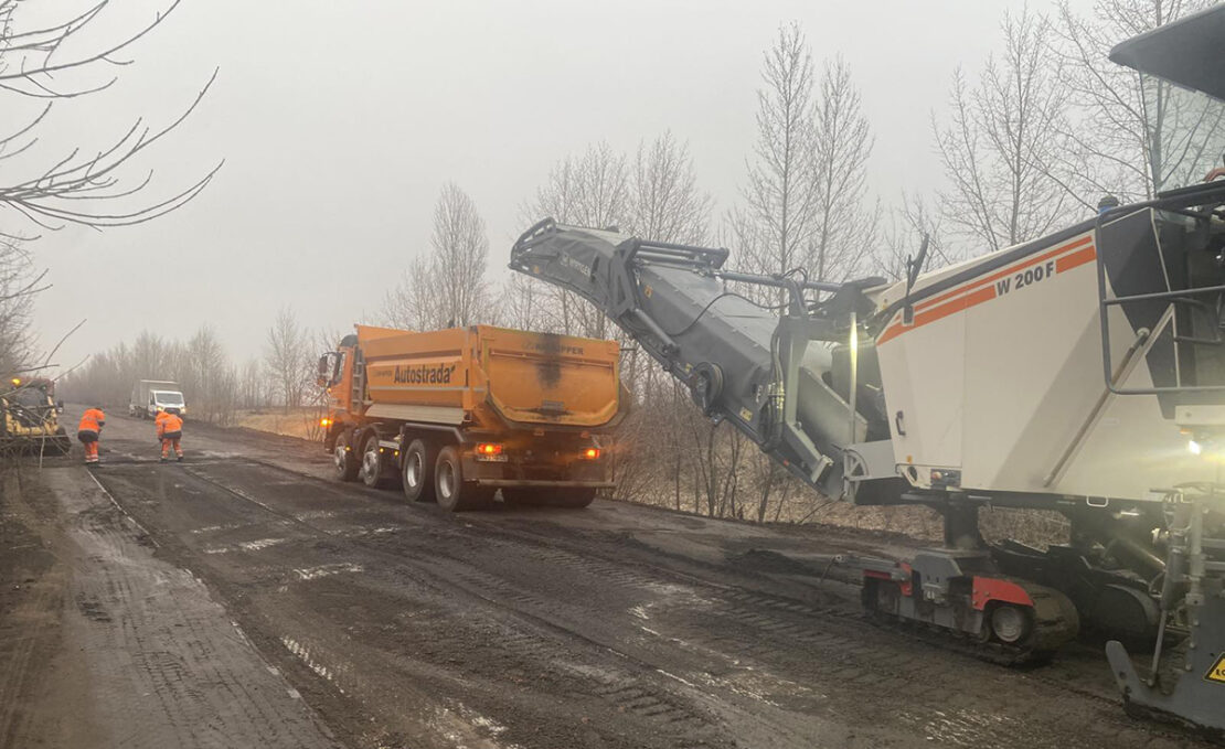 На дорогах Харківщини ліквідують аварійну ямковість 