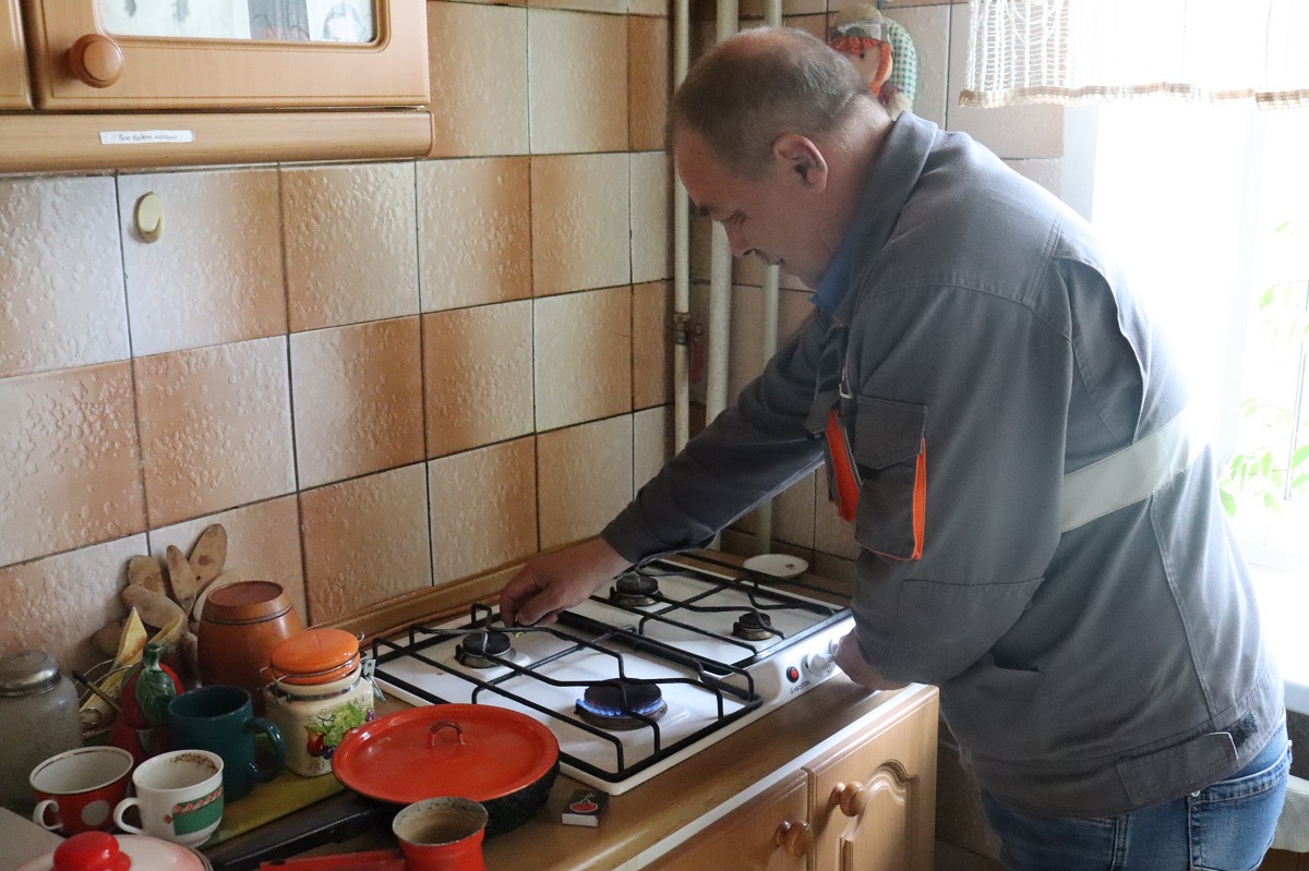 Понад 300 осель у Харкові знову з газом після ліквідації наслідків обстрілів