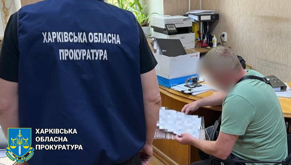 Харків'янин за хабар «допомагав» складати іспити в сервісному центрі МВС