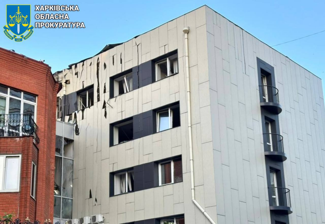 Прокурори зафіксували наслідки ворожих атак по Харкову (фото)