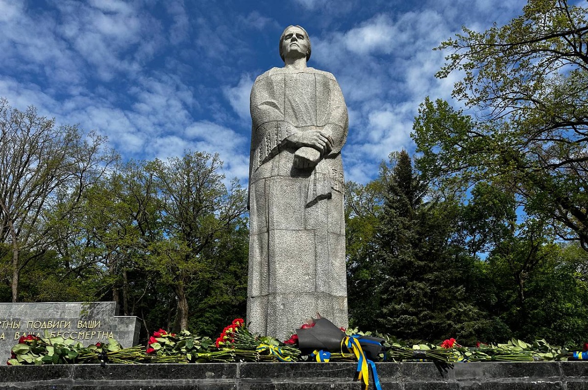 Звернення мера Харкова з нагоди Дня пам'яті та перемоги над нацизмом