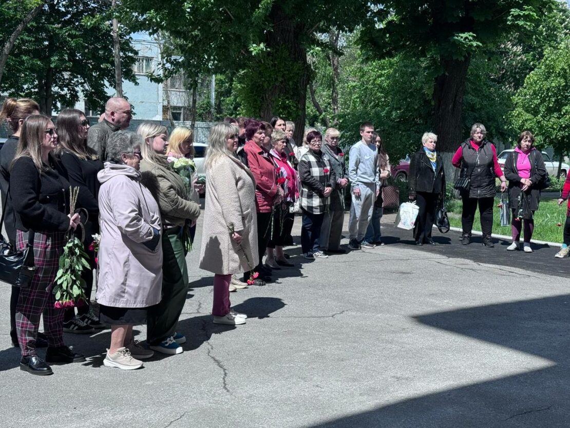 У Харкові відкрили меморіальну дошку загиблому бійцю підрозділу «Кракен»