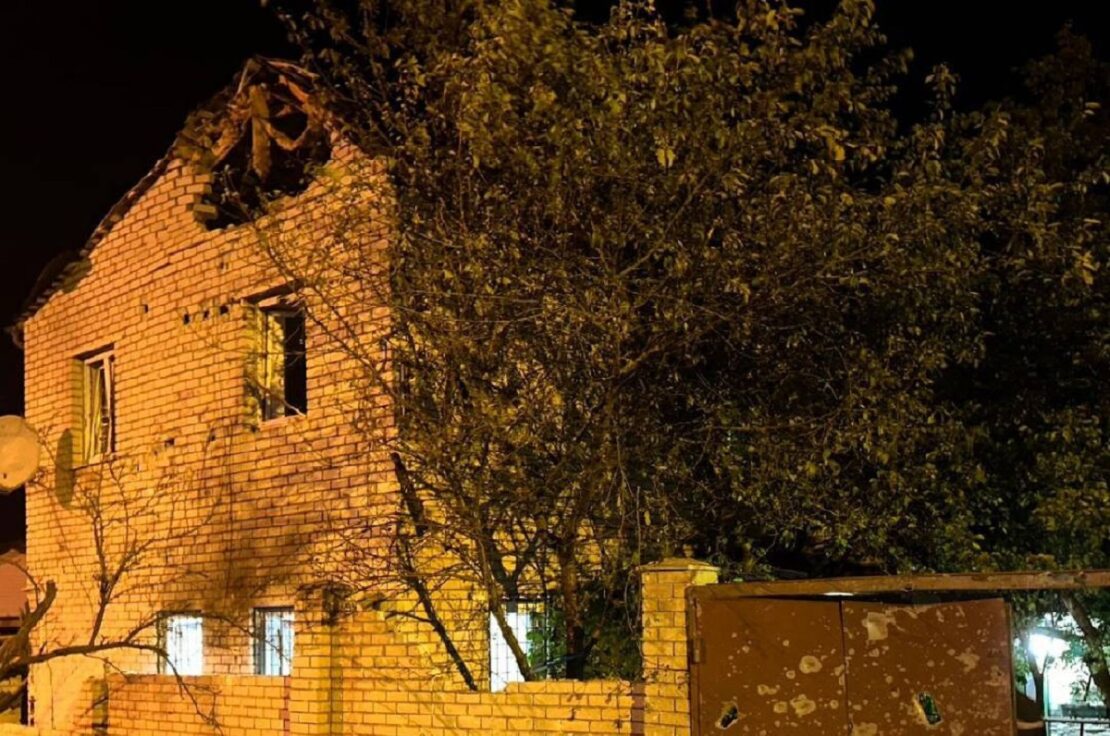 У Харкові троє постраждалих від ракетного удару, один чоловік підірвався