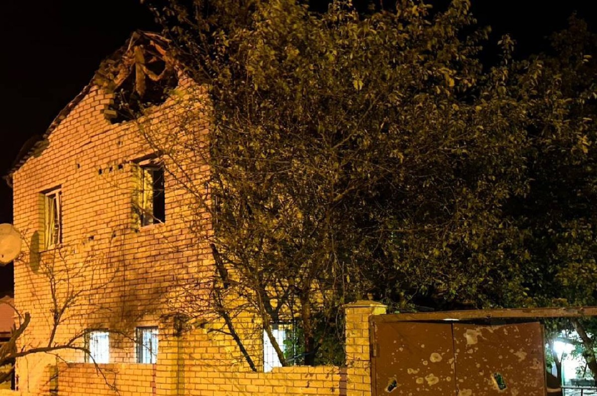 У Харкові троє постраждалих від ракетного удару, один чоловік підірвався