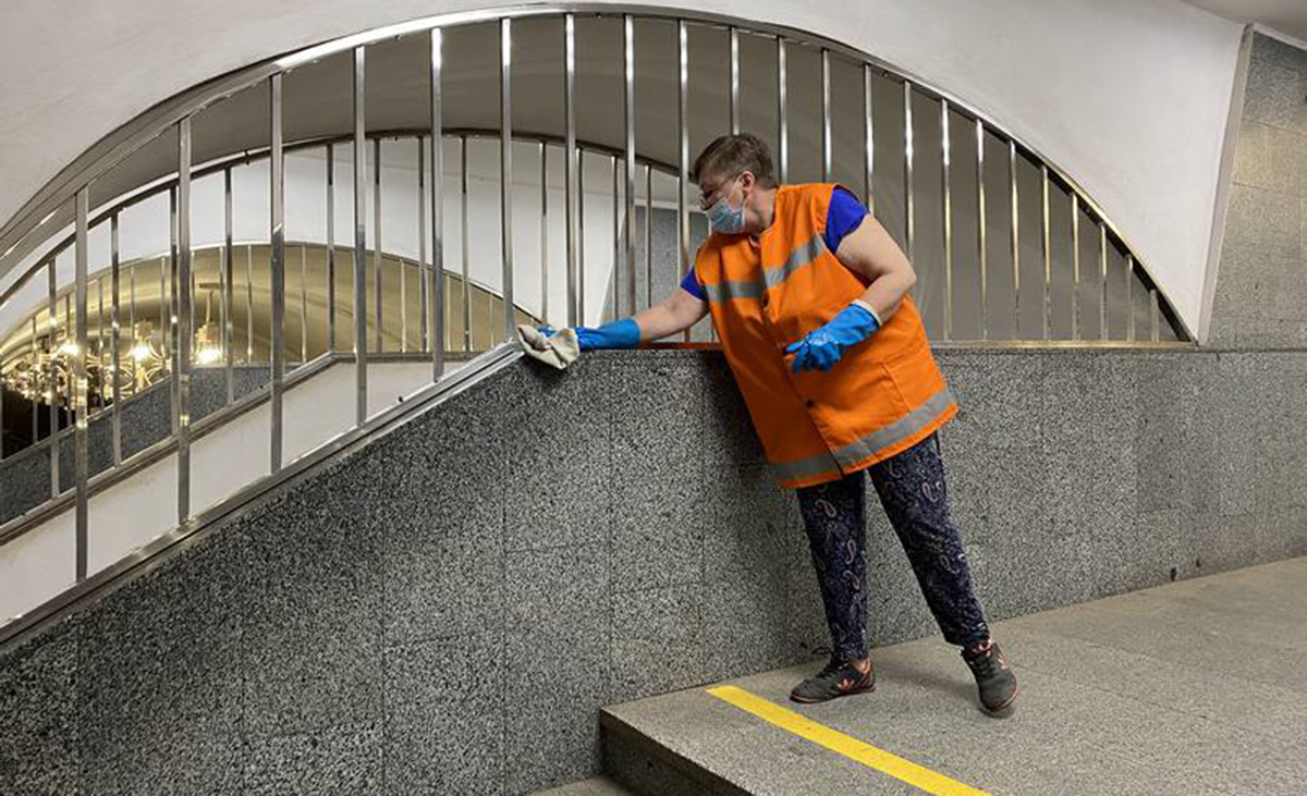 Робота у Харківському метро: потрібен прибиральник