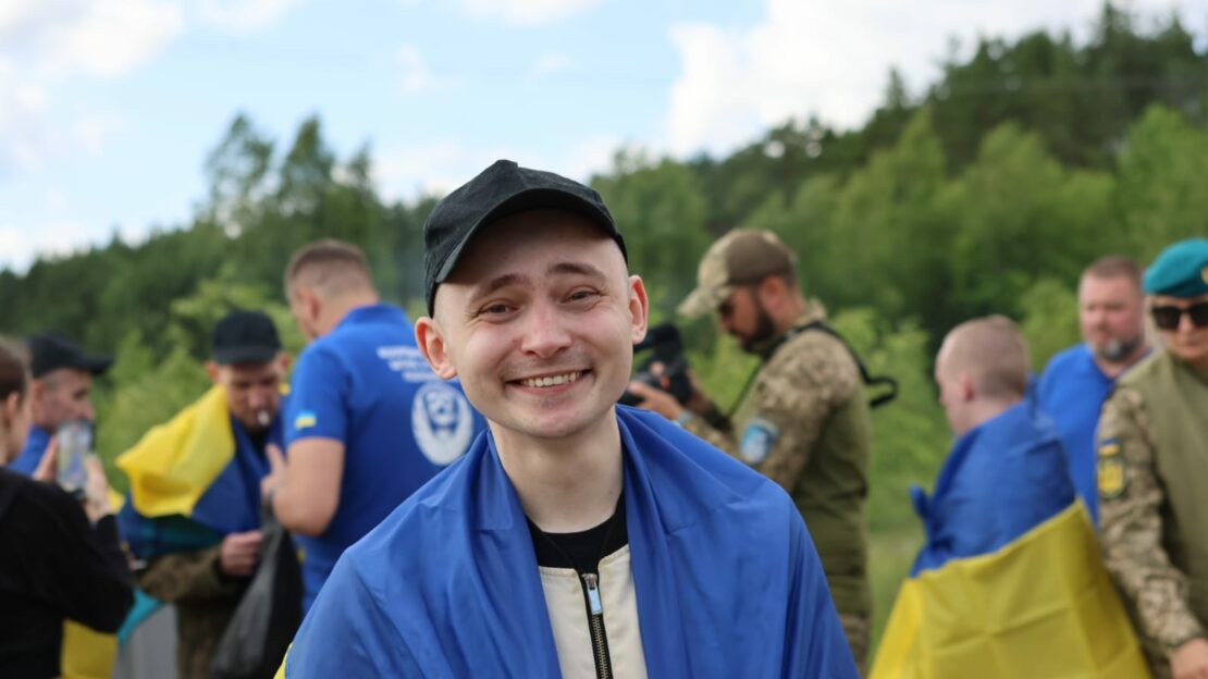 Додому з полону повернулися українські захисники (фото)