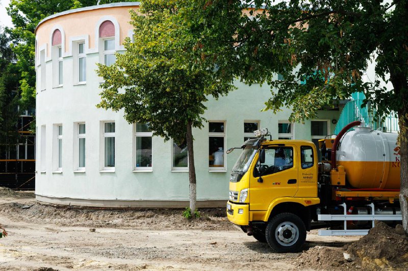 У закладах освіти Харківщини облаштовують укриття (фото)