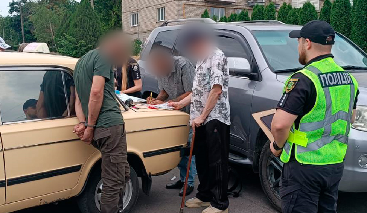 На Харківщині затримали двох закладників вбивчої «солі» (фото)