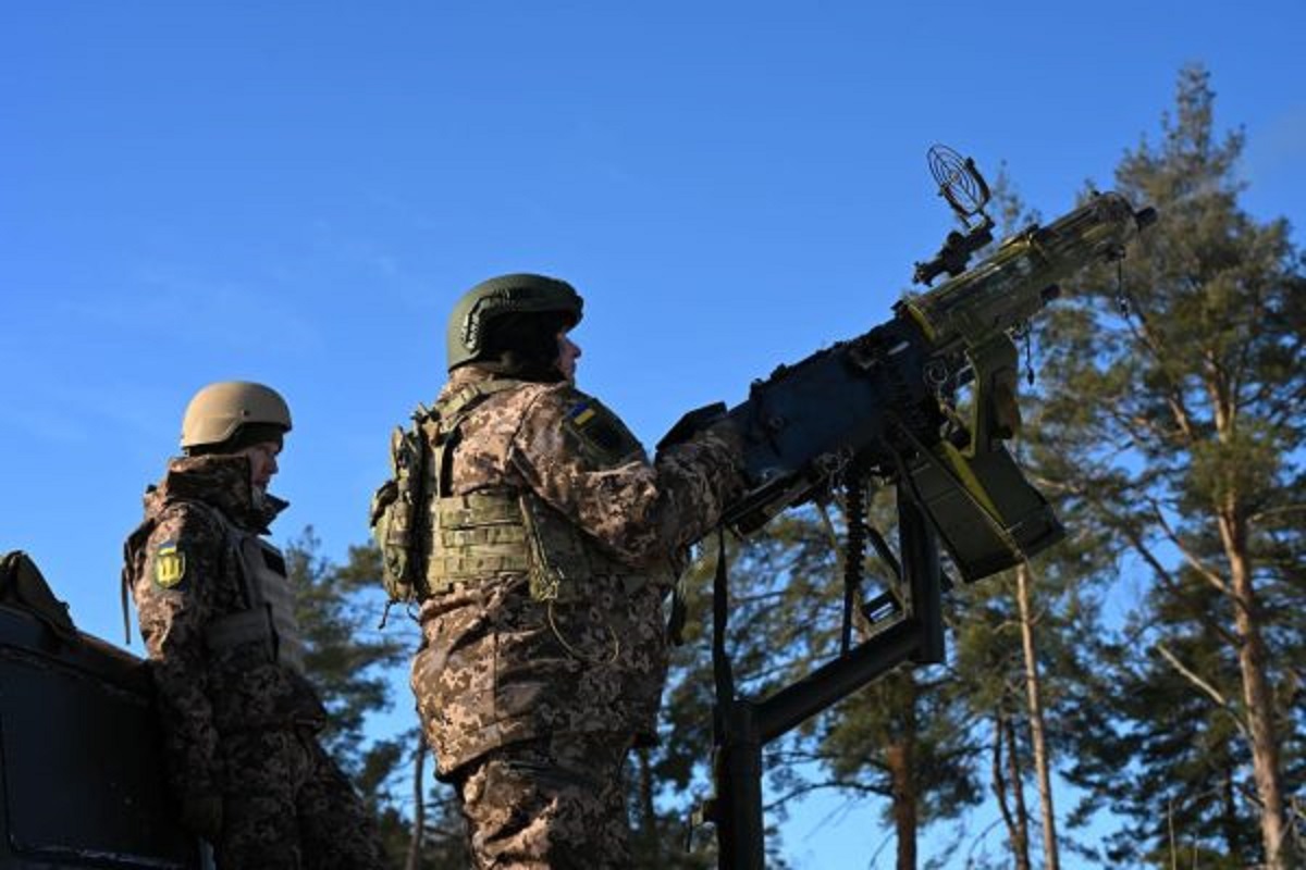 Сто тисяч за збиття дронів: Кабмін запускає експериментальний проєкт