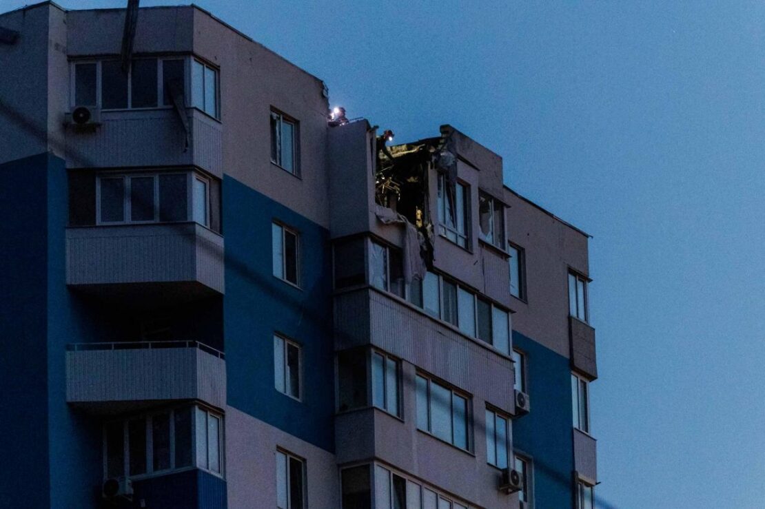 Вночі 5 червня росіяни атакували Харків 7 дронами та 1 ракетою