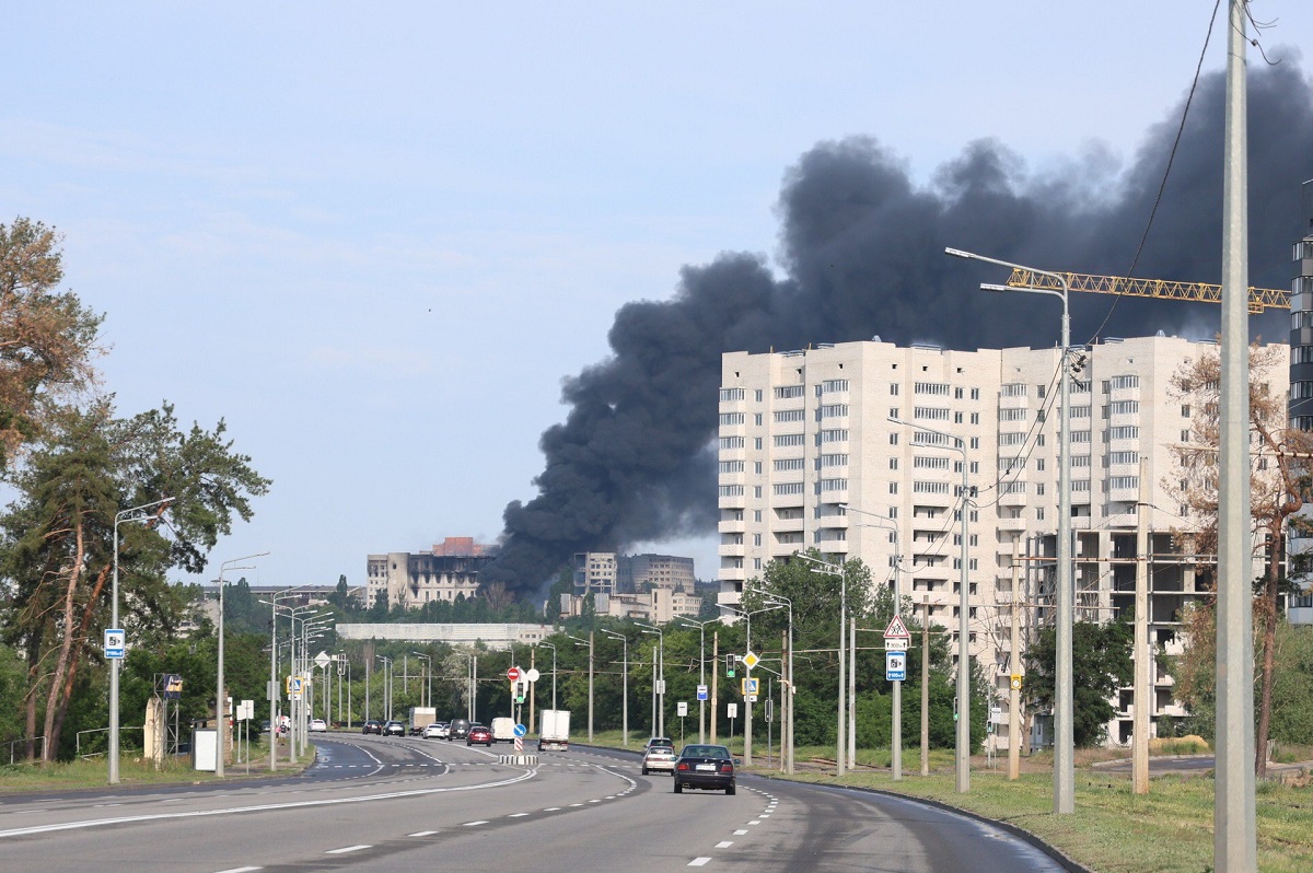 У Харкові під завалами підприємства знайшли тіло загиблого після обстрілу 7 червня