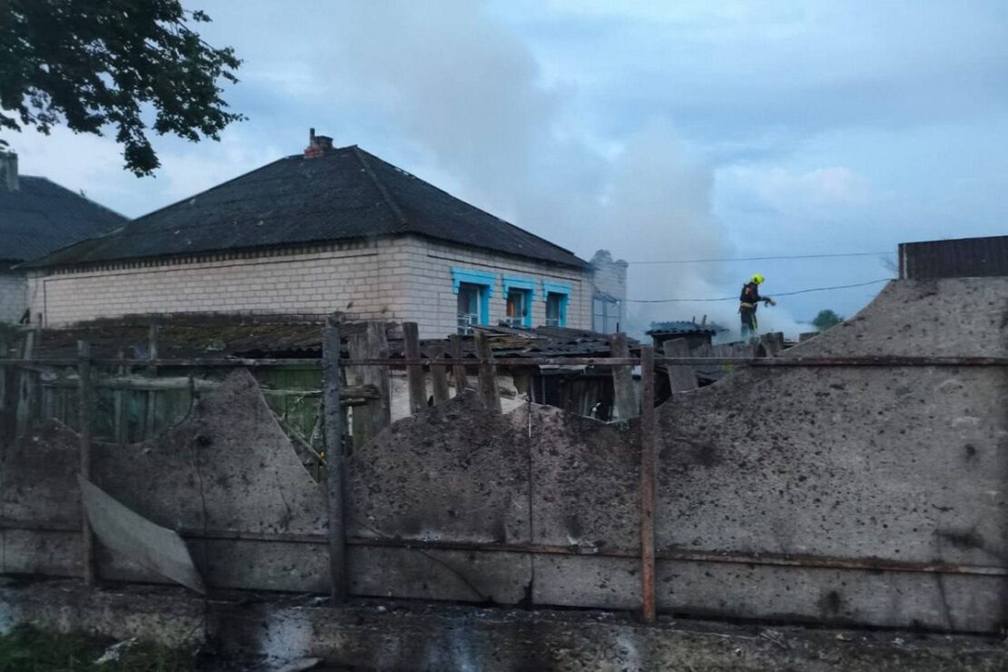 Троє цивільних постраждали внаслідок атак російських БпЛА на Харківщині