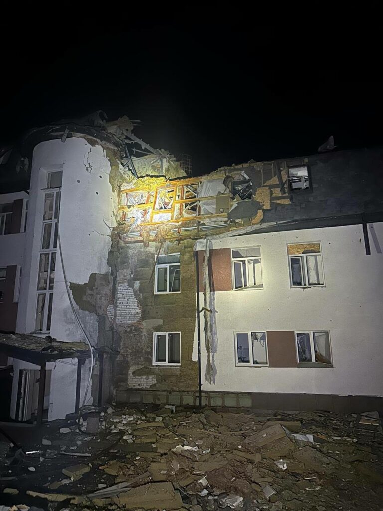Нічні вибухи у Харкові: ворог атакував БпЛА Київський район