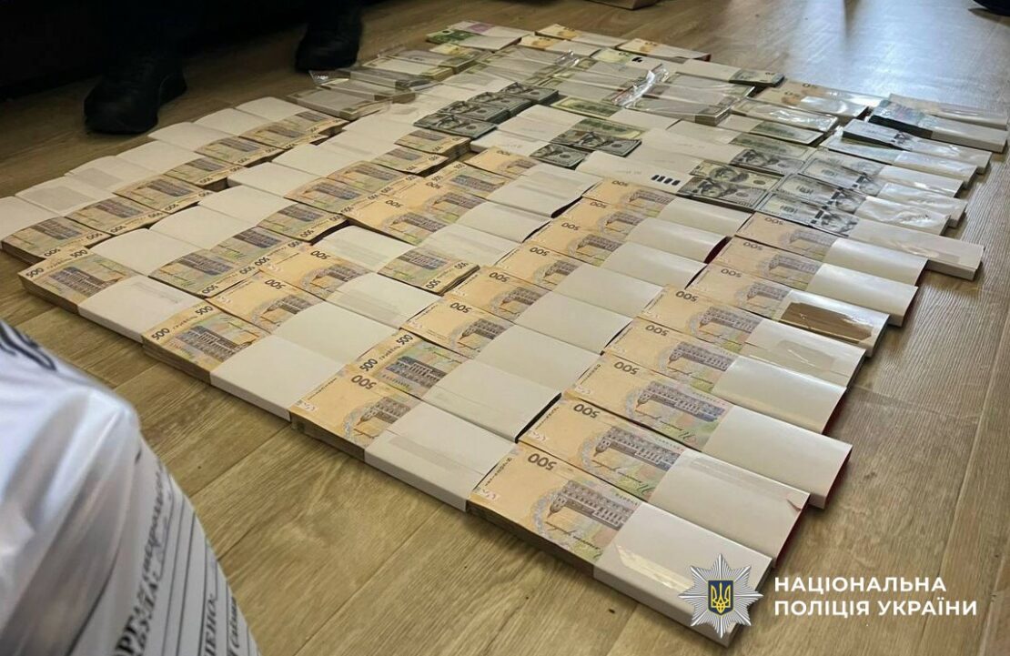 На Харківщині ліквідували наймасштабніше підпільне виробництво стероїдів (фото)