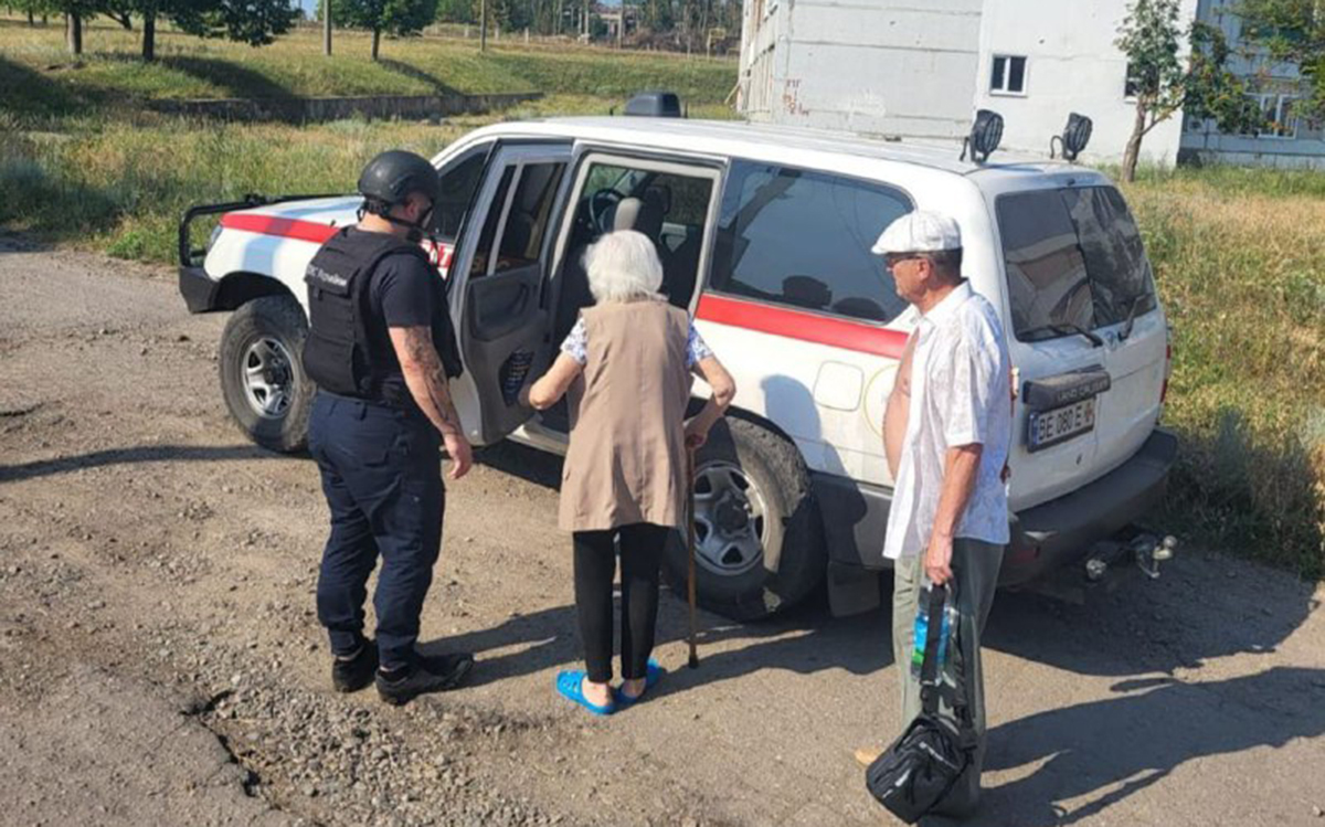 З прифронтової Харківщини евакуювали чотирьох людей