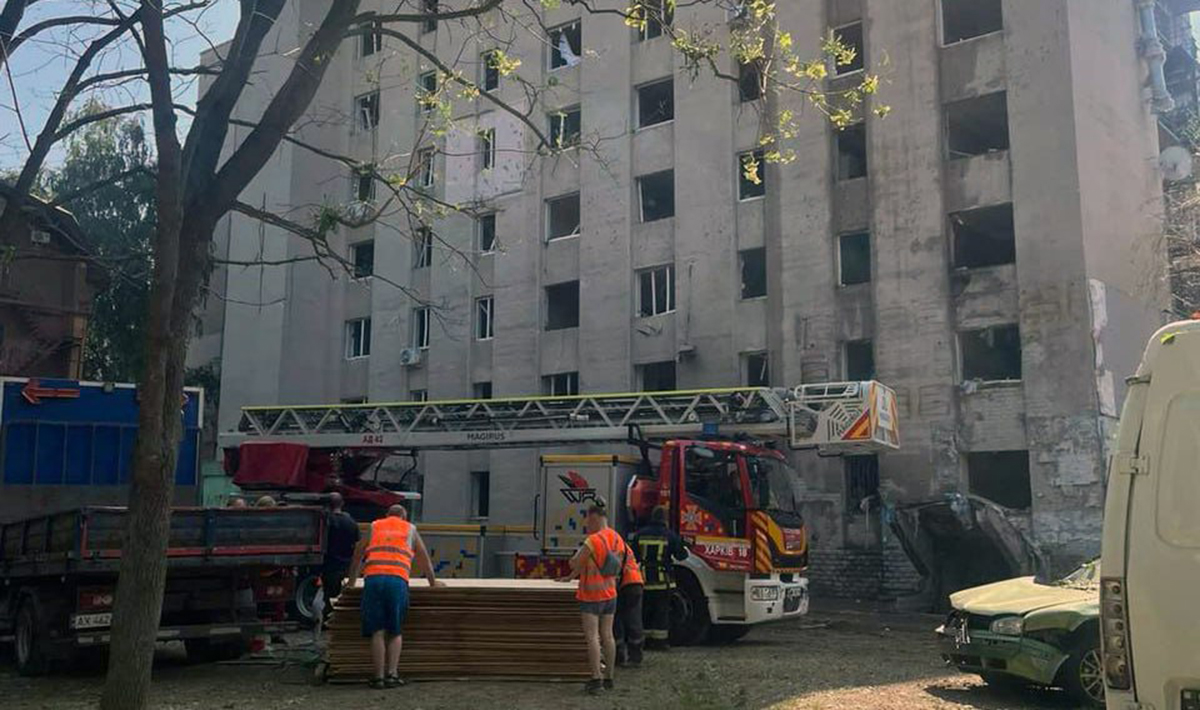 У Харкові пошкоджено понад 50 будівель через обстріли
