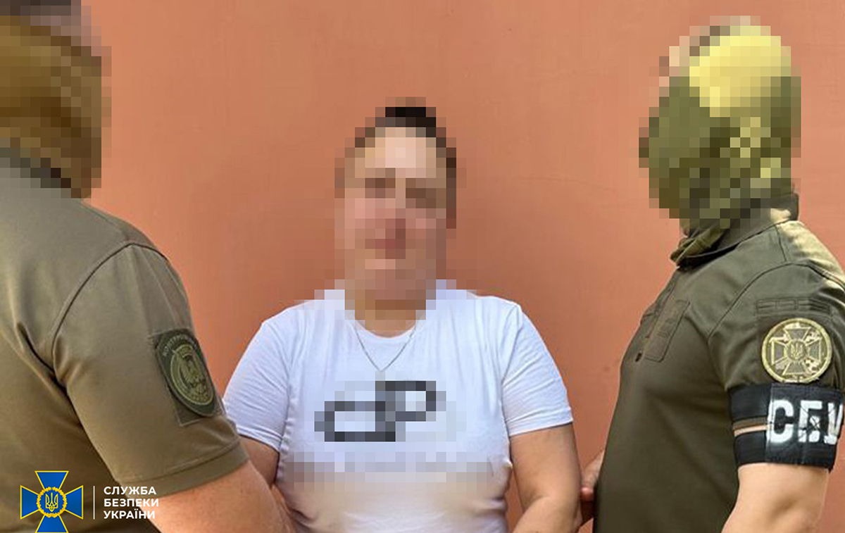 На Харківщині СБУ затримала коригувальницю ворожого вогню