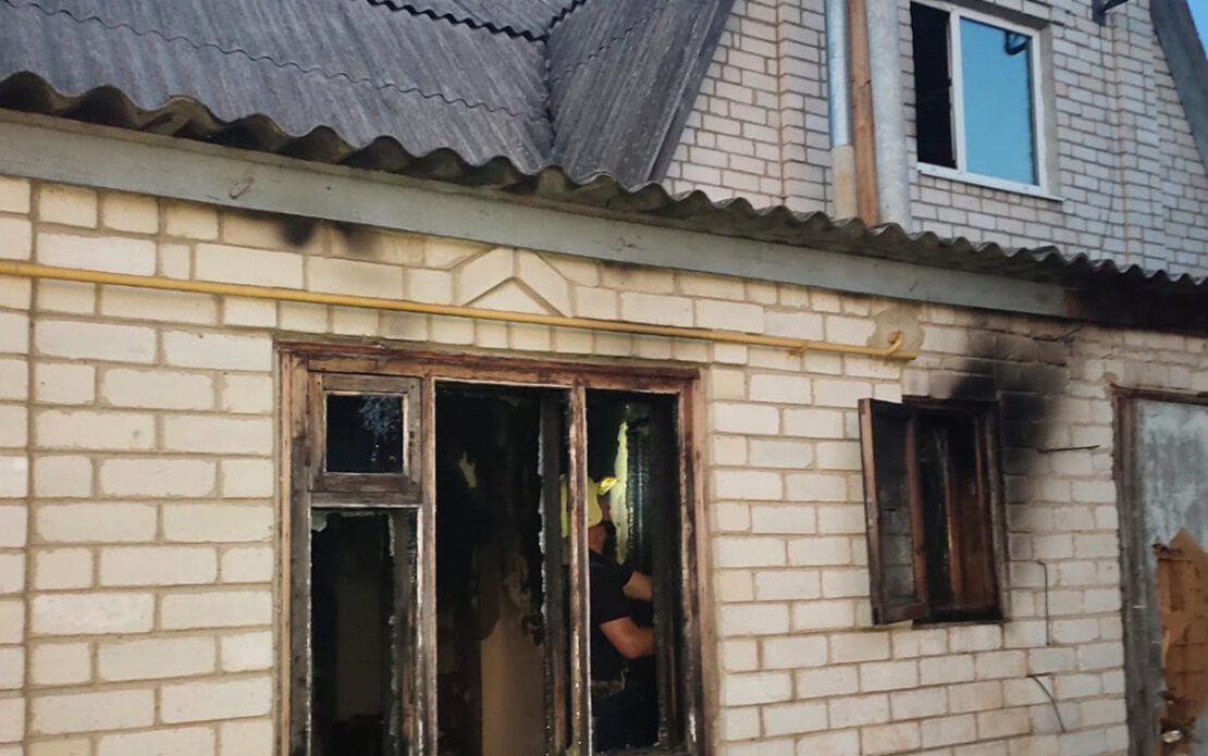 П'яний житель Харківщини підпалив приватний будинок