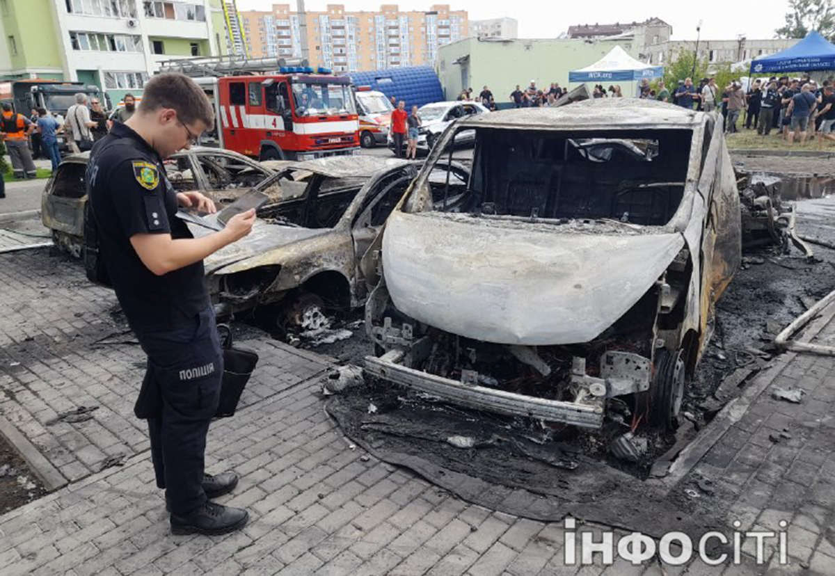Ворог атакував Харків новим боєприпасом - фото наслідків