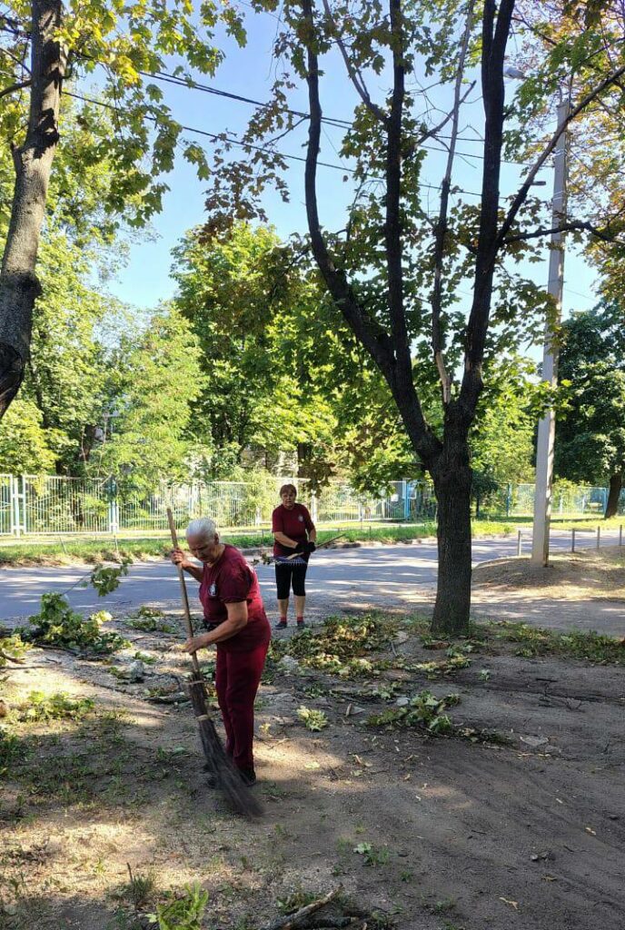 У Харкові продовжують усувати наслідки буревію 12 липня